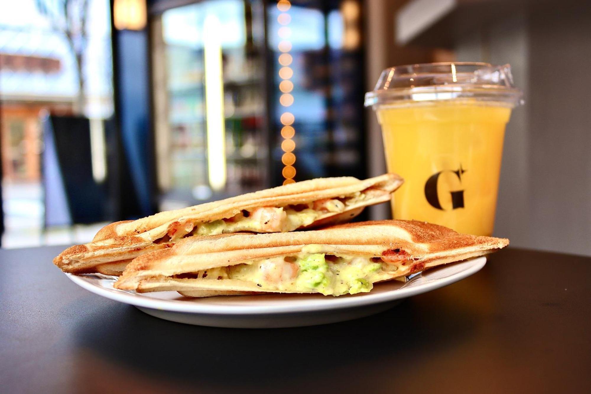 Gems Yufuin Hotel And Spa Cafe Bar Exterior foto